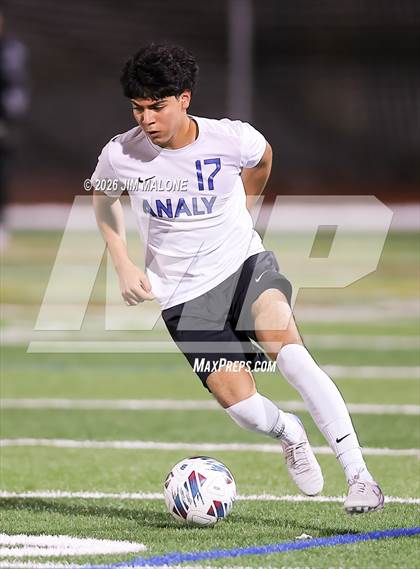 Thumbnail 3 in San Ramon Valley vs. Analy (CIF NCS D1 Semifinal) photogallery.