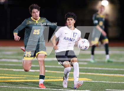 Thumbnail 3 in San Ramon Valley vs. Analy (CIF NCS D1 Semifinal) photogallery.