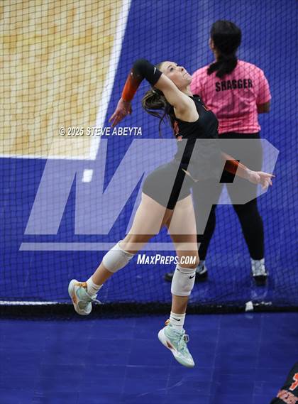 Thumbnail 2 in Cheyenne Mountain @ Lewis-Palmer (CHSAA 4A First Round Elimination Bracket) photogallery.