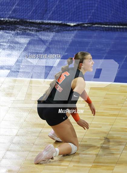 Thumbnail 2 in Cheyenne Mountain @ Lewis-Palmer (CHSAA 4A First Round Elimination Bracket) photogallery.