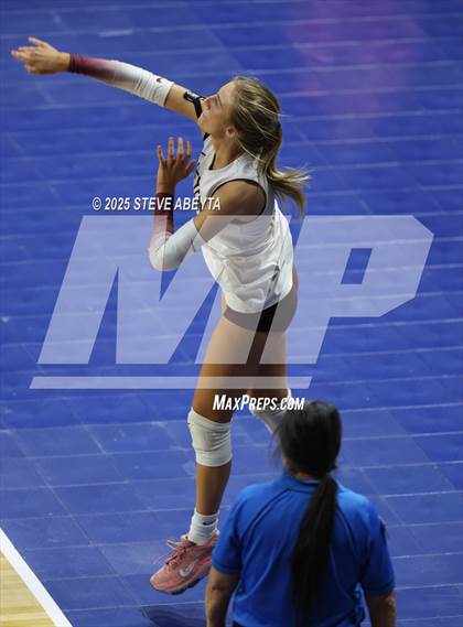 Thumbnail 3 in Cheyenne Mountain @ Lewis-Palmer (CHSAA 4A First Round Elimination Bracket) photogallery.