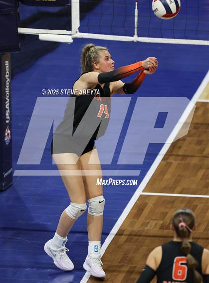 Thumbnail 1 in Cheyenne Mountain @ Lewis-Palmer (CHSAA 4A First Round Elimination Bracket) photogallery.