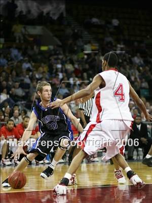 Thumbnail 2 in Grandview vs Denver East (Great 8 - 5A State Playoff) photogallery.