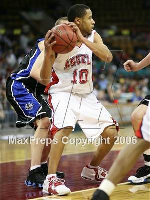Thumbnail 1 in Grandview vs Denver East (Great 8 - 5A State Playoff) photogallery.