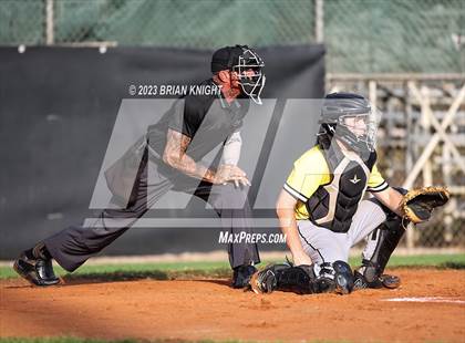 Thumbnail 2 in Fort Meade vs. Lake Gibson photogallery.