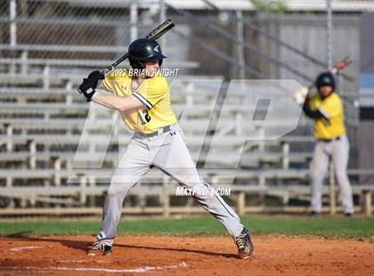 Thumbnail 2 in Fort Meade vs. Lake Gibson photogallery.