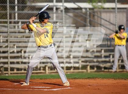 Thumbnail 2 in Fort Meade vs. Lake Gibson photogallery.