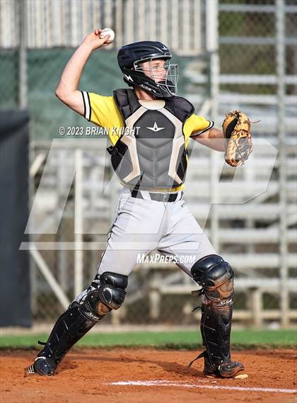 Thumbnail 2 in Fort Meade vs. Lake Gibson photogallery.