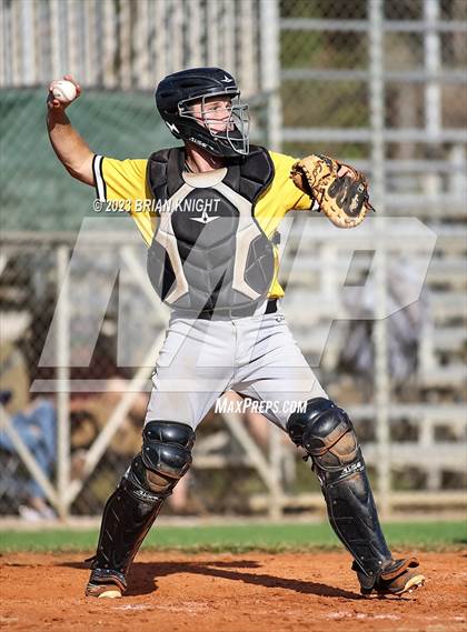 Thumbnail 1 in Fort Meade vs. Lake Gibson photogallery.