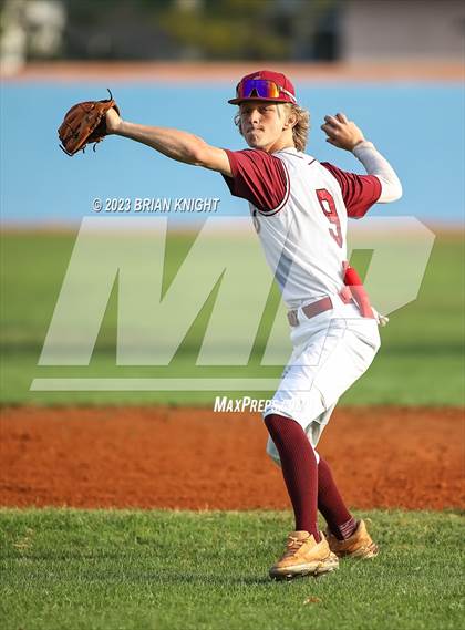 Thumbnail 2 in Fort Meade vs. Lake Gibson photogallery.