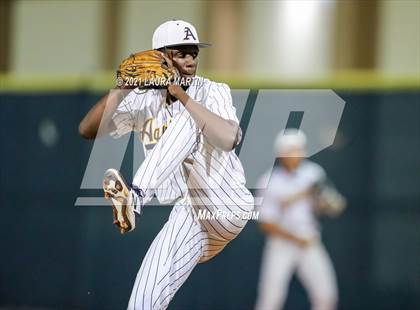 Thumbnail 2 in West Broward @ St. Thomas Aquinas photogallery.