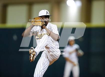 Thumbnail 1 in West Broward @ St. Thomas Aquinas photogallery.