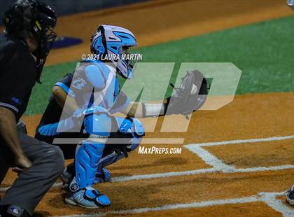 Thumbnail 3 in West Broward @ St. Thomas Aquinas photogallery.