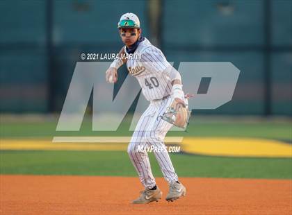 Thumbnail 3 in West Broward @ St. Thomas Aquinas photogallery.