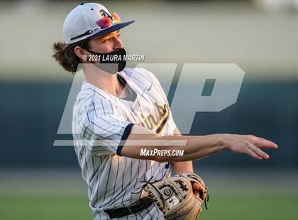 Thumbnail 3 in West Broward @ St. Thomas Aquinas photogallery.
