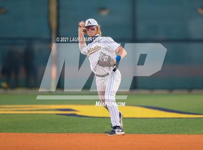 Thumbnail 1 in West Broward @ St. Thomas Aquinas photogallery.