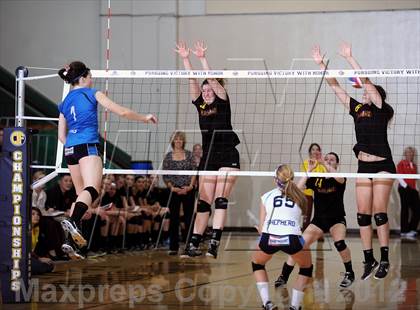 Thumbnail 2 in Marymount vs. St. Francis (CIF State D1 Final) photogallery.