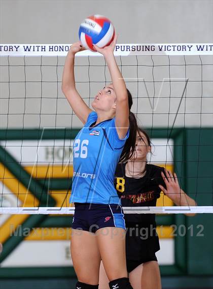 Thumbnail 1 in Marymount vs. St. Francis (CIF State D1 Final) photogallery.