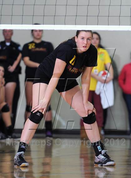 Thumbnail 1 in Marymount vs. St. Francis (CIF State D1 Final) photogallery.