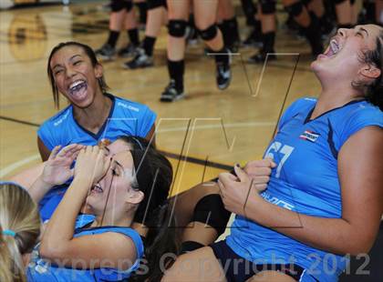 Thumbnail 3 in Marymount vs. St. Francis (CIF State D1 Final) photogallery.