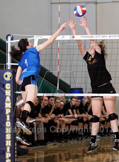 Thumbnail 3 in Marymount vs. St. Francis (CIF State D1 Final) photogallery.