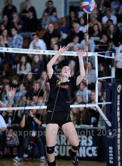 Thumbnail 2 in Marymount vs. St. Francis (CIF State D1 Final) photogallery.