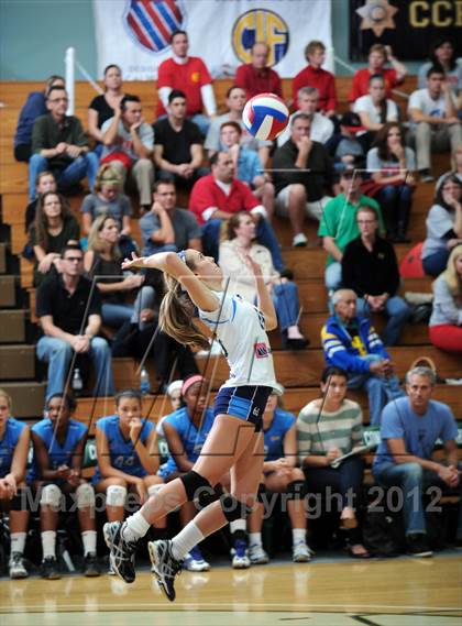 Thumbnail 1 in Marymount vs. St. Francis (CIF State D1 Final) photogallery.