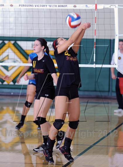 Thumbnail 2 in Marymount vs. St. Francis (CIF State D1 Final) photogallery.
