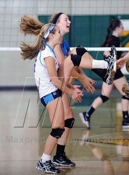 Thumbnail 3 in Marymount vs. St. Francis (CIF State D1 Final) photogallery.