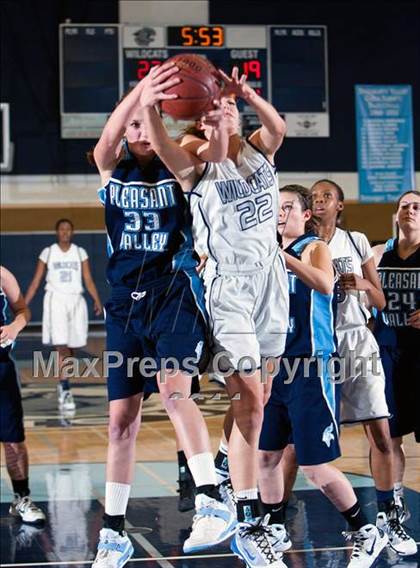 Thumbnail 2 in Dougherty Valley vs. Pleasant Valley (CIF State D2 NorCal Semifinal) photogallery.