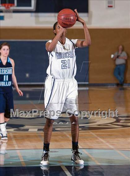 Thumbnail 2 in Dougherty Valley vs. Pleasant Valley (CIF State D2 NorCal Semifinal) photogallery.
