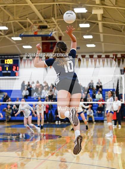 Thumbnail 1 in Aptos vs. Tamalpais ( CIF State NorCal D4 Championship ) photogallery.