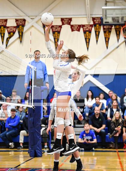 Thumbnail 3 in Aptos vs. Tamalpais ( CIF State NorCal D4 Championship ) photogallery.