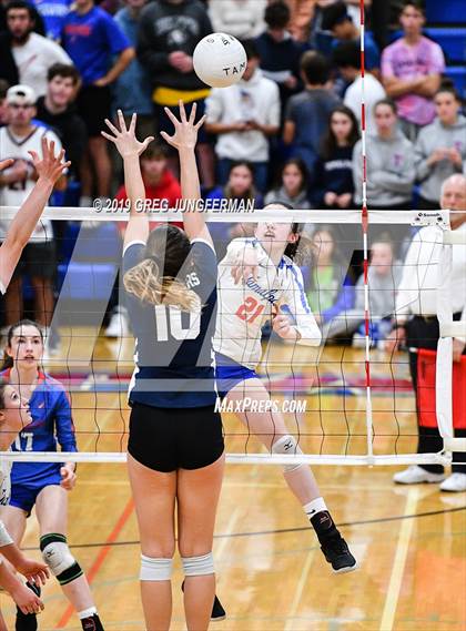 Thumbnail 3 in Aptos vs. Tamalpais ( CIF State NorCal D4 Championship ) photogallery.