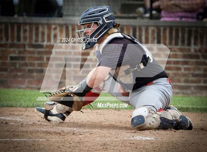 Thumbnail 2 in St. Anthony vs Roxana (IHSA 2A Sectional semifinals) photogallery.