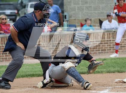 Thumbnail 3 in St. Anthony vs Roxana (IHSA 2A Sectional semifinals) photogallery.