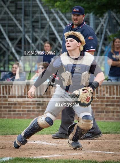 Thumbnail 1 in St. Anthony vs Roxana (IHSA 2A Sectional semifinals) photogallery.