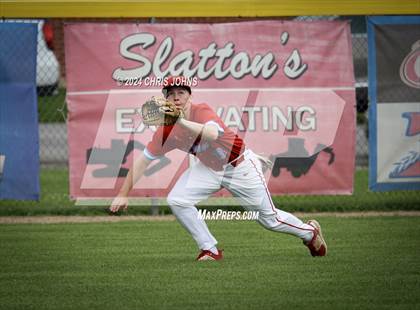 Thumbnail 2 in St. Anthony vs Roxana (IHSA 2A Sectional semifinals) photogallery.
