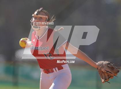 Thumbnail 2 in Gatewood vs. Edmund Burke Academy (GIAA 2A State Championship) photogallery.