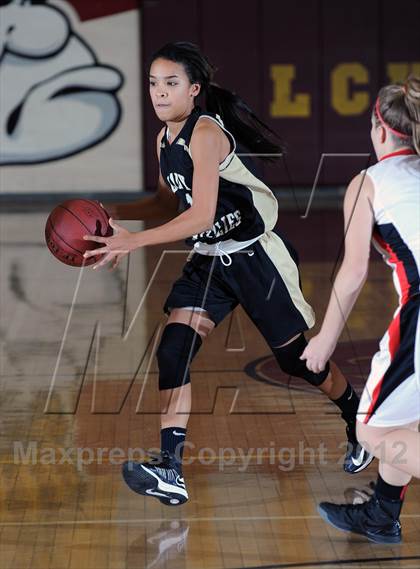Thumbnail 2 in Village Christian @ Golden Valley (La Canada Tournament) photogallery.