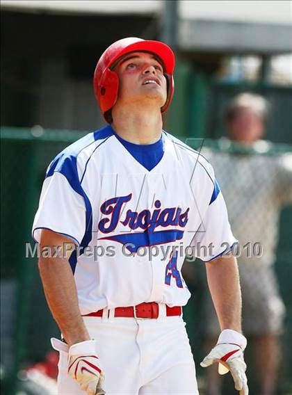 Thumbnail 2 in Bishop Lynch vs Trinity Christian photogallery.