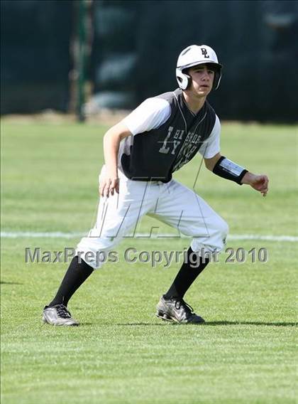 Thumbnail 3 in Bishop Lynch vs Trinity Christian photogallery.