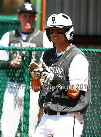 Thumbnail 2 in Bishop Lynch vs Trinity Christian photogallery.