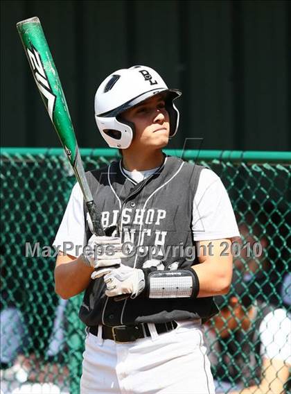 Thumbnail 3 in Bishop Lynch vs Trinity Christian photogallery.