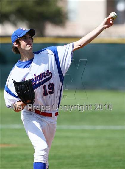 Thumbnail 1 in Bishop Lynch vs Trinity Christian photogallery.