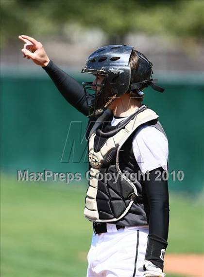 Thumbnail 1 in Bishop Lynch vs Trinity Christian photogallery.