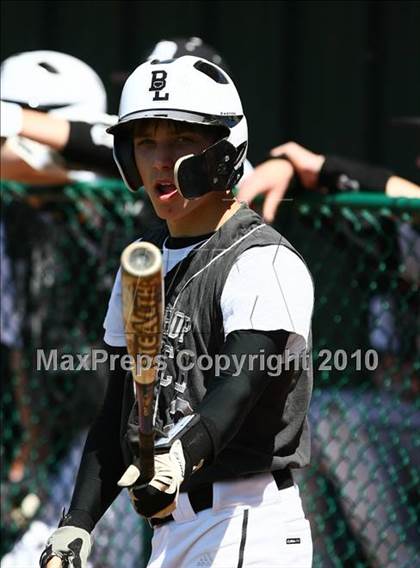Thumbnail 2 in Bishop Lynch vs Trinity Christian photogallery.