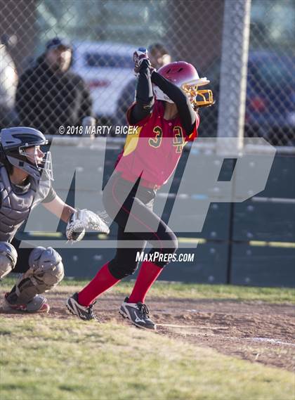 Thumbnail 2 in Oakdale vs. Enochs photogallery.