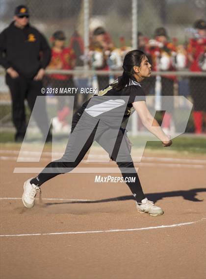 Thumbnail 3 in Oakdale vs. Enochs photogallery.