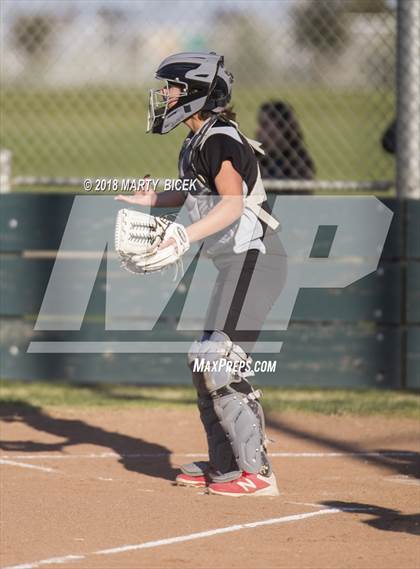 Thumbnail 2 in Oakdale vs. Enochs photogallery.